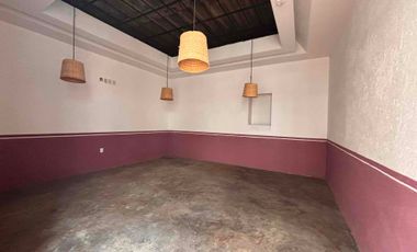 LOCAL EN RENTA EN AV. MORELOS, CENTRO DE TOLUCA, A UN LADO DEL SANTUARIO  LA MERCED