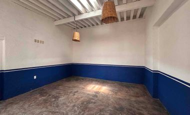 LOCAL EN RENTA EN AV. MORELOS, CENTRO DE TOLUCA, A UN LADO DEL SANTUARIO  LA MERCED