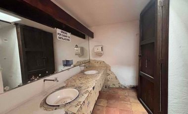 LOCAL EN RENTA EN AV. MORELOS, CENTRO DE TOLUCA, A UN LADO DEL SANTUARIO  LA MERCED