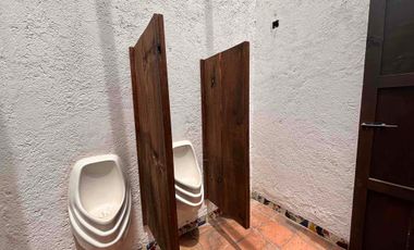 LOCAL EN RENTA EN AV. MORELOS, CENTRO DE TOLUCA, A UN LADO DEL SANTUARIO  LA MERCED