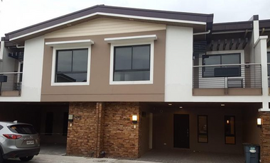 TOWNHOUSE FOR RENT IN MERVILLE, PARANAQUE