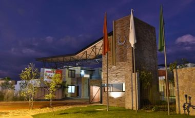 Casa en residencial con casa club, campo de golf, gimnasio, alberca, venta San Miguel de Allende, Zirandaro.