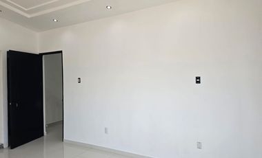 CASA EN VENTA DE 4 RECAMARAS EN VERACRUZ FRACCIONAMIENTO REFORMA