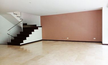 PR15571 Casa en arriendo en el sector de Atravezado