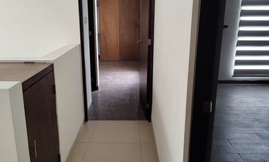 Casa de 4 recámaras con Baño completo,Rec. En planta baja