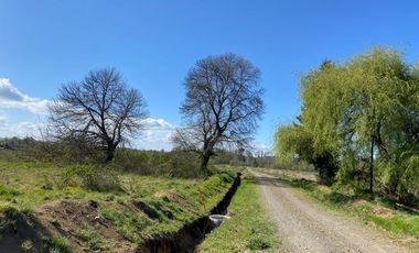 Z O N A S U R . C L   4 km la ciudad, colegios, minimarket, varios caminos de acceso y salida hacia distintas localidades de la zona
