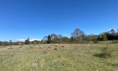 Z O N A S U R . C L   4 km la ciudad, colegios, minimarket, varios caminos de acceso y salida hacia distintas localidades de la zona