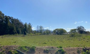 Z O N A S U R . C L   4 km la ciudad, colegios, minimarket, varios caminos de acceso y salida hacia distintas localidades de la zona