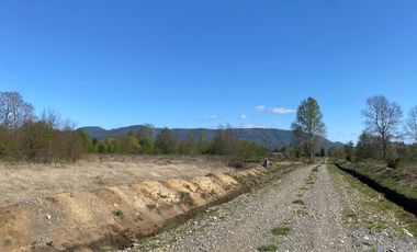 Z O N A S U R . C L   4 km la ciudad, colegios, minimarket, varios caminos de acceso y salida hacia distintas localidades de la zona