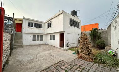 casa en renta en sobre circuito metropolitano ideal para oficina