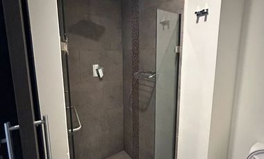 VENTA DE HERMOSO DEPARTAMENTO EJECUTIVO EN TORRE ADAMANT II, 2 RECAMARAS CON BAÑO COMPLETO