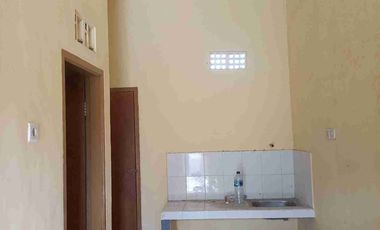 Rumah siap huni // SHM split lokasi tengah kota Sidoarjo