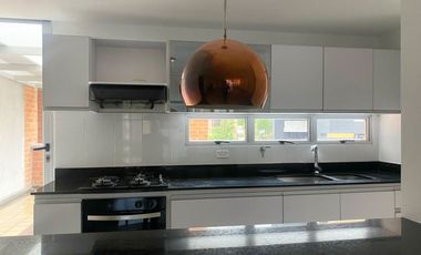 PR20967 Apartamento en arriendo en el sector Zuñiga