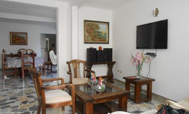 ¡GRAN OPORTUNIDAD! AMPLIA CASA EN VENTA EN LA CIUDAD DE NEIVA, BARRIO ALTICO