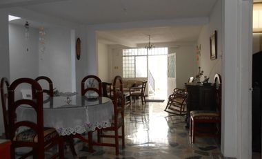 ¡GRAN OPORTUNIDAD! AMPLIA CASA EN VENTA EN LA CIUDAD DE NEIVA, BARRIO ALTICO