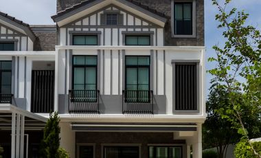 A cozy 2 bedrooms 3 bathrooms townhouse for rent and sale at Indy 5 Bangna, close by Mega Bangna