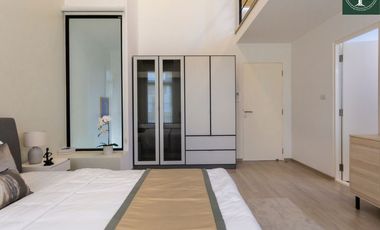 A cozy 2 bedrooms 3 bathrooms townhouse for rent and sale at Indy 5 Bangna, close by Mega Bangna