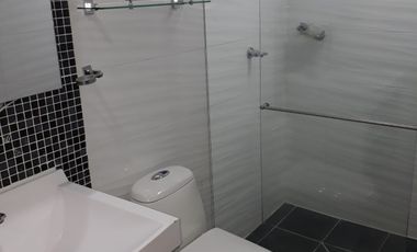 VENDO APARTAMENTO EDIFICIO LAVERDY  BARRIO SANTA ANITA CALI