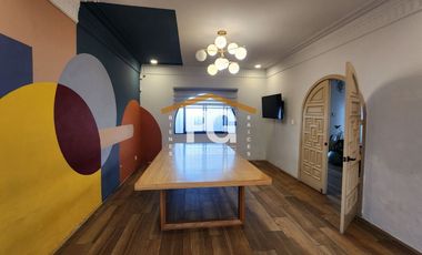 Del Valle Casa con uso de suelo en Venta