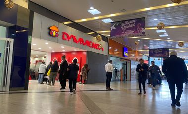 Venta de Local en Unicentro de Bogotá