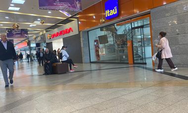 Venta de Local en Unicentro de Bogotá