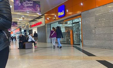 Venta de Local en Unicentro de Bogotá