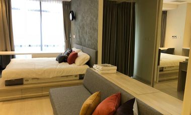 For Rent Sudirman Suites Apartment Central Jakarta - 1 Bedroom + 1 Study Room Furnished