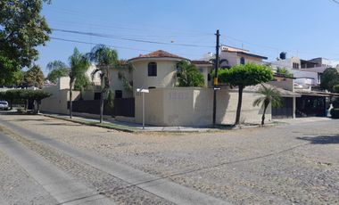 CASA EN VENTA EN AVENIDA EN COLIMA