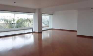 LINDO DPTO. EN CERROS DE CAMACHO CON PRECIOSA VISTA AL GOLF LOS INCAS