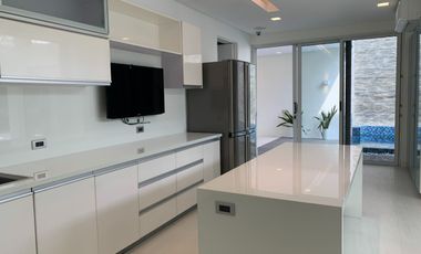5BR HOUSE AND LOT FOR LEASE IN AYALA ALABANG VILLAGE PP CODE #L1221