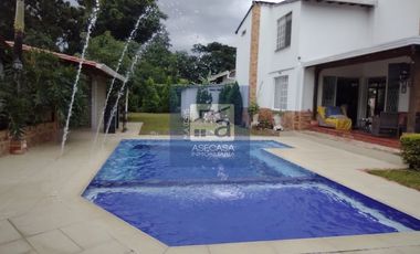 COD 8855 SE ARRIENDA CASA EN PIEDECUESTA