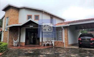 COD 8855 SE ARRIENDA CASA EN PIEDECUESTA