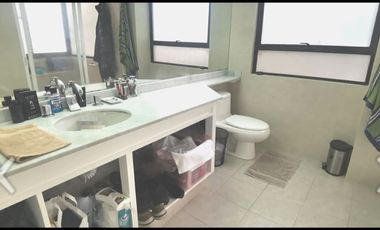 DEPARTAMENTO DE LUJO RECIEN REMODELADO. BALCON.