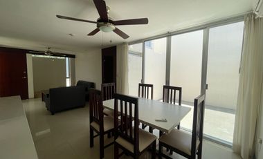 VILLA EN RENTA EN MONTES DE AMÉ AMUEBLADA CON MUY BUENA UBICACIÓN.