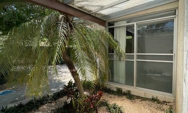 VILLA EN RENTA EN MONTES DE AMÉ AMUEBLADA CON MUY BUENA UBICACIÓN.