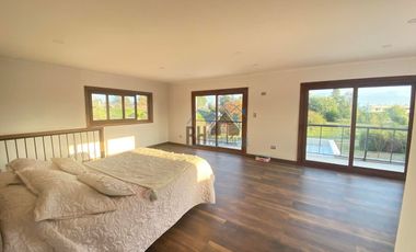 Parcela 5.000 m2 con Hermosa Casa de 450 M2, Incluye Piscina, Quinchos y Bodegas