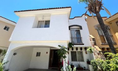 Casa en Venta Av. Camino Real a Colima