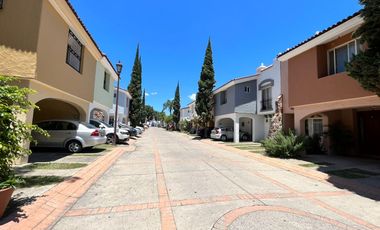 Casa en Venta Av. Camino Real a Colima