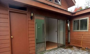 Bosque Sur, Casa de esquina 140MT2 $ 229.000----.