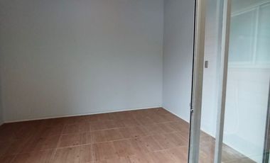 Bosque Sur, Casa de esquina 140MT2 $ 229.000----.