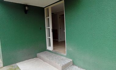 Bosque Sur, Casa de esquina 140MT2 $ 229.000----.