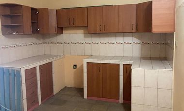 Alborada 5etapa, Casa una planta, esquinera con suite independiente (J Luna)