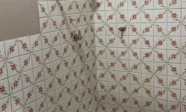 Alborada 5etapa, Casa una planta, esquinera con suite independiente (J Luna)