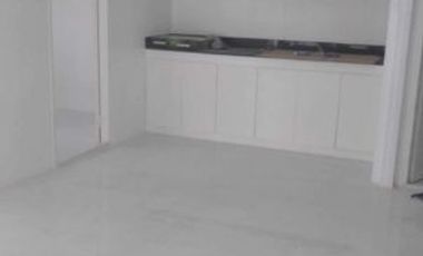 4BR Condo Unit for Rent in Westmont Village, Paranaque