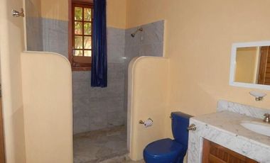 Ixtapa Casa Grande En Venta 8 Recamaras Alberca Garage Para 6 Autos