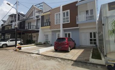 Rumah Murah 2 Lantai Dekat Ke Bintaro Lokasi Strategis Akses Mobil