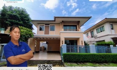2-storey Detached  House For rent Setthasiri Bangna-wongwaen  ,  near Mega Bangna , Greatest location in this area. Fully furnished with space around the house, there is a multi-purpose room on the ground floor.