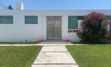 VENTA QUINTA Y CASA EQUIPADA Y AMUEBLADA, Portal del Norte, Zuazua, N.L.