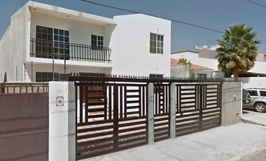 casa en venta en juriquilla cerca de UVM y parque bicentenario