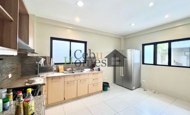 Four Bedroom House with Pool in Maria Luisa for Rent